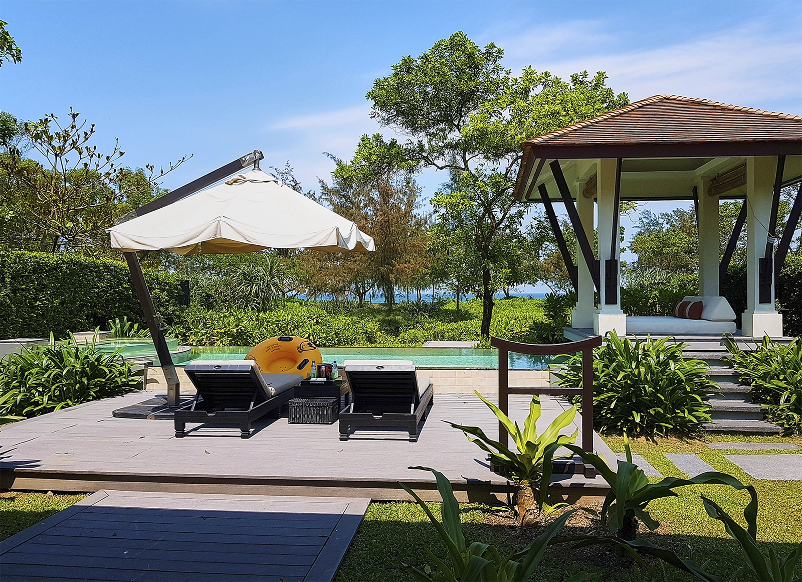 Pool view of Banyan Tree Lang Co, Vietnam