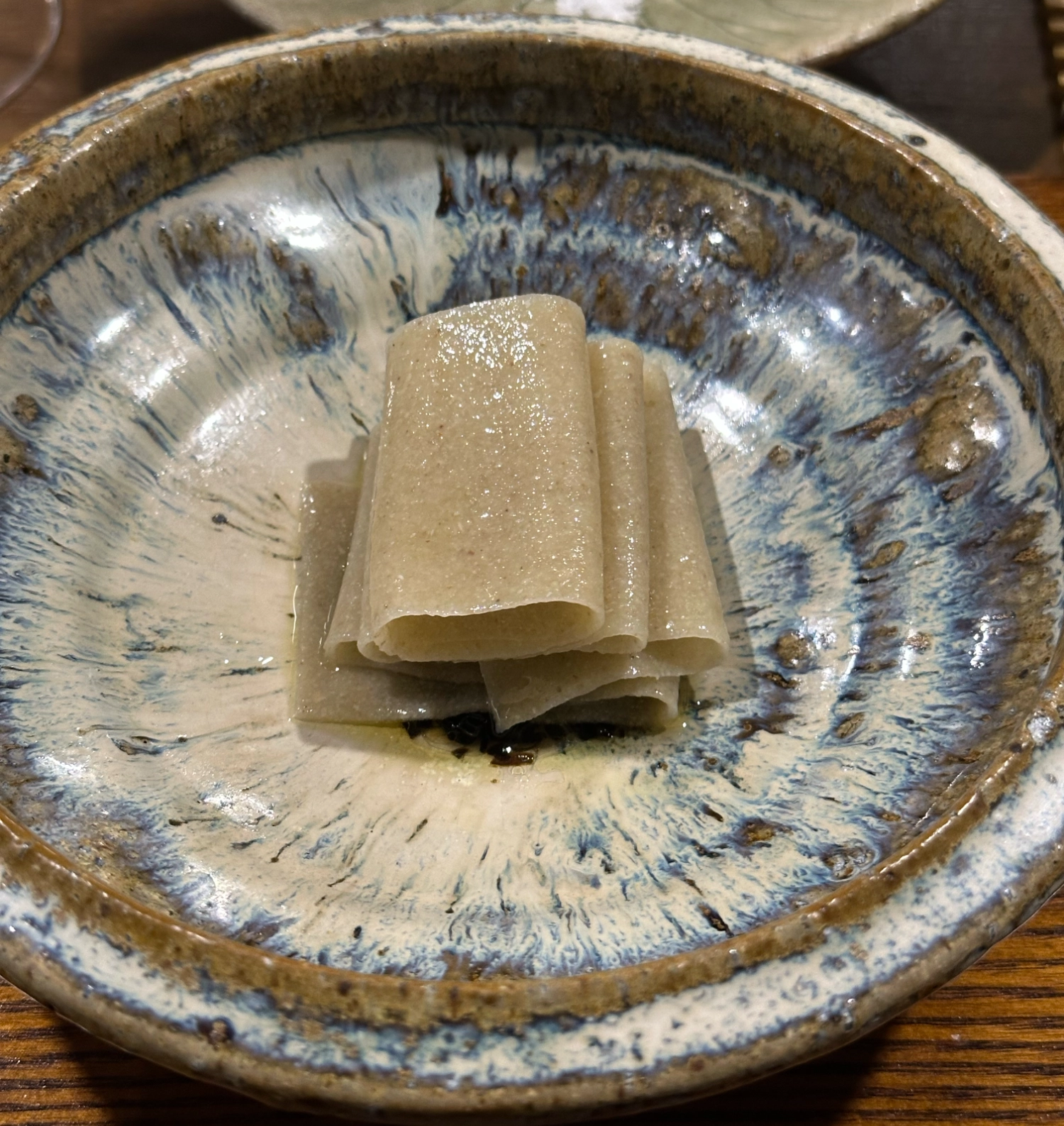 A handmade wide width soba noodle, Sobajuu, Seoul, Korea.