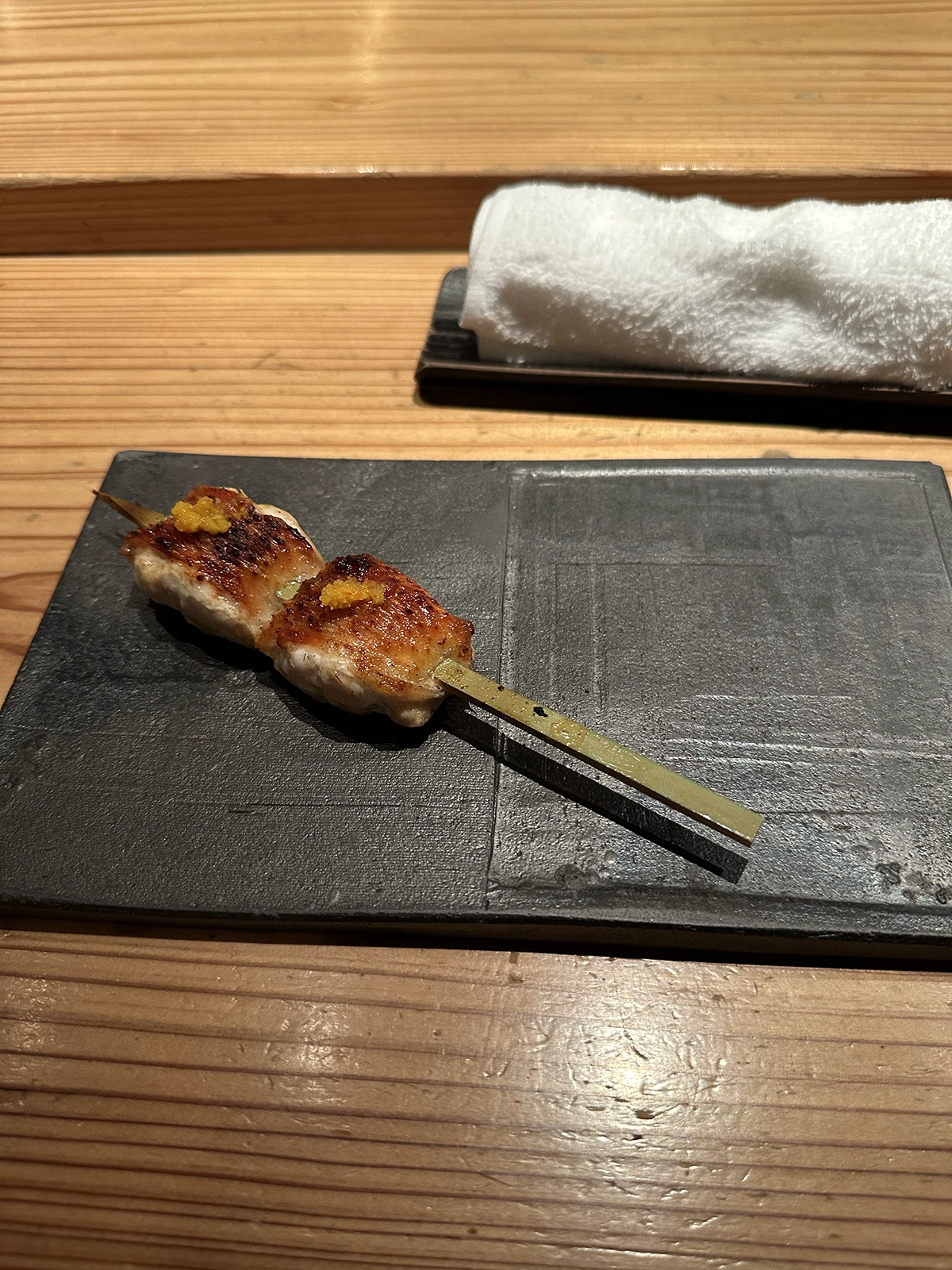 A chiken skewer of Tori Chataro