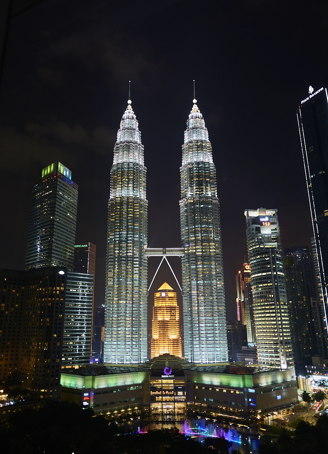 Front view of Petronas Twin Tower from Traders Hotel Kuala Lumpur
